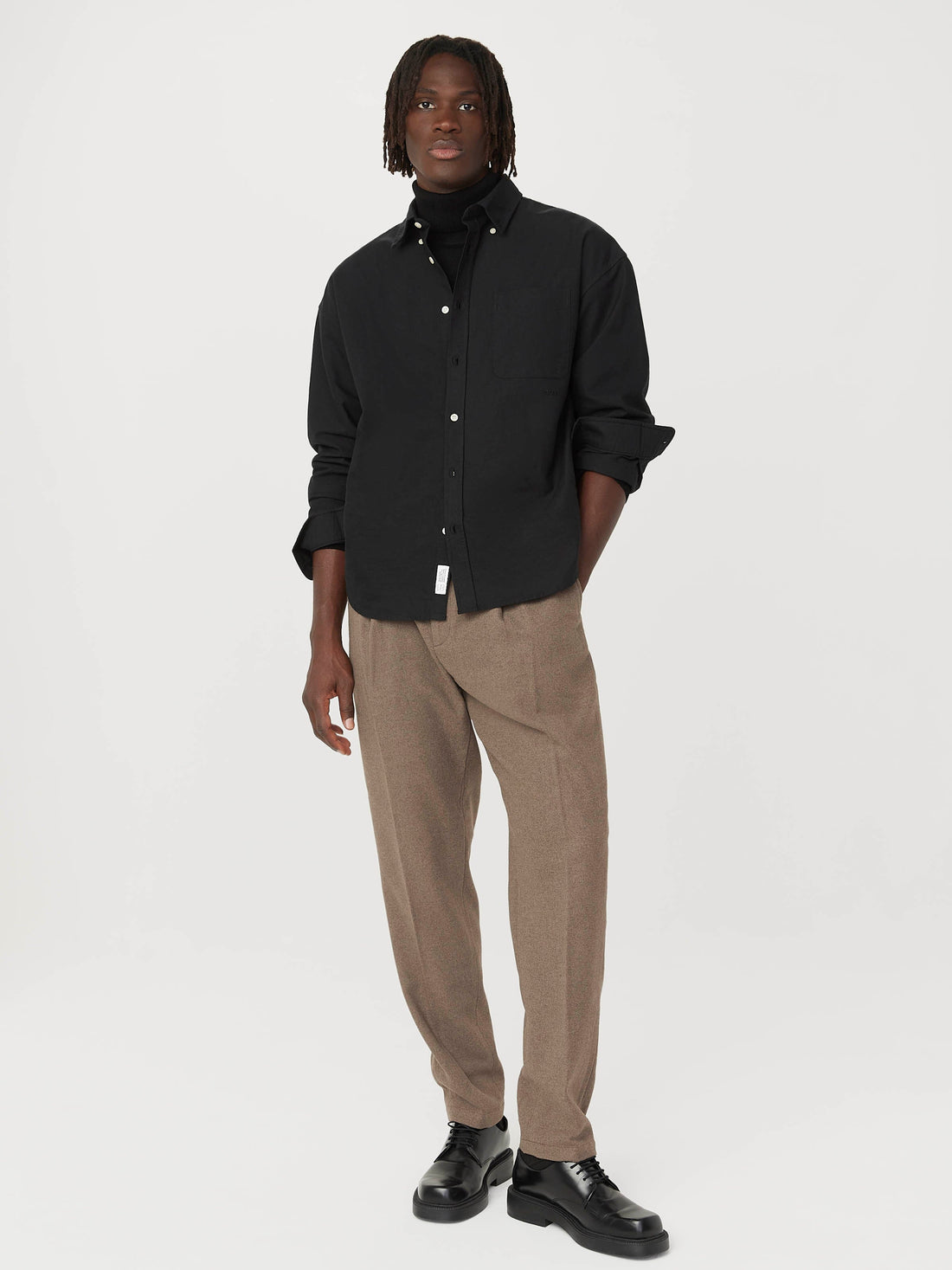 The Loose Oxford Shirt in Black