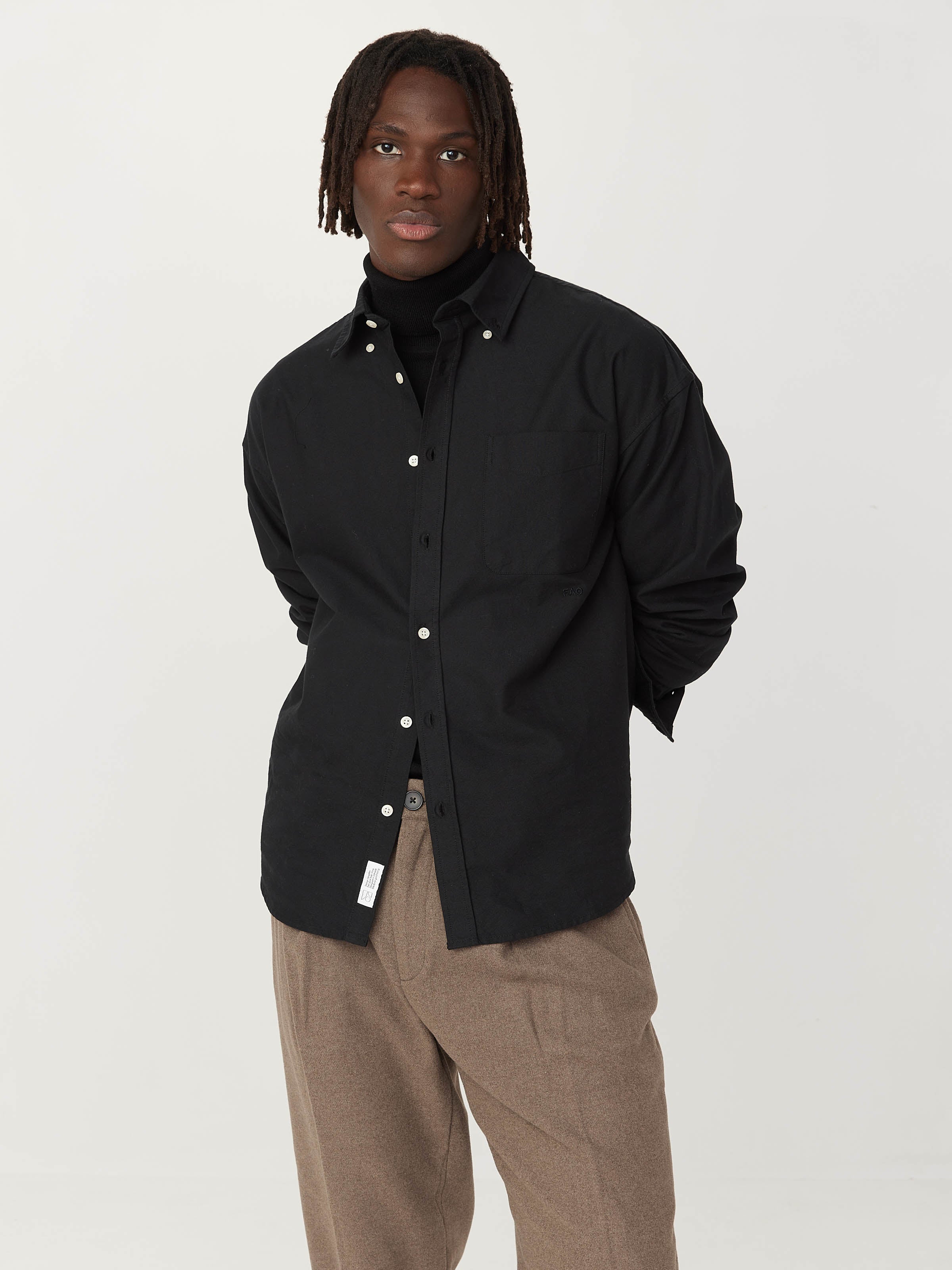 The Loose Oxford Shirt in Black